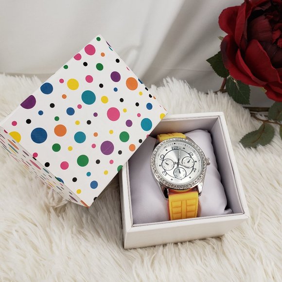 Fun Watch with Rhinestones on Face NIB - Picture 3 of 3